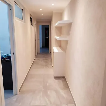 Lägenhet Ampia Casa Con Piacevole Giardino In Centro A *